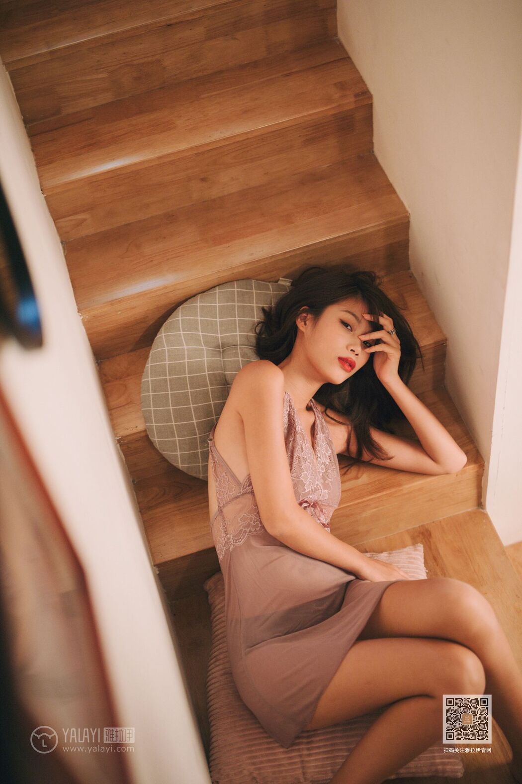 YALAYI Vol.509 A chance encounter in the stairwell