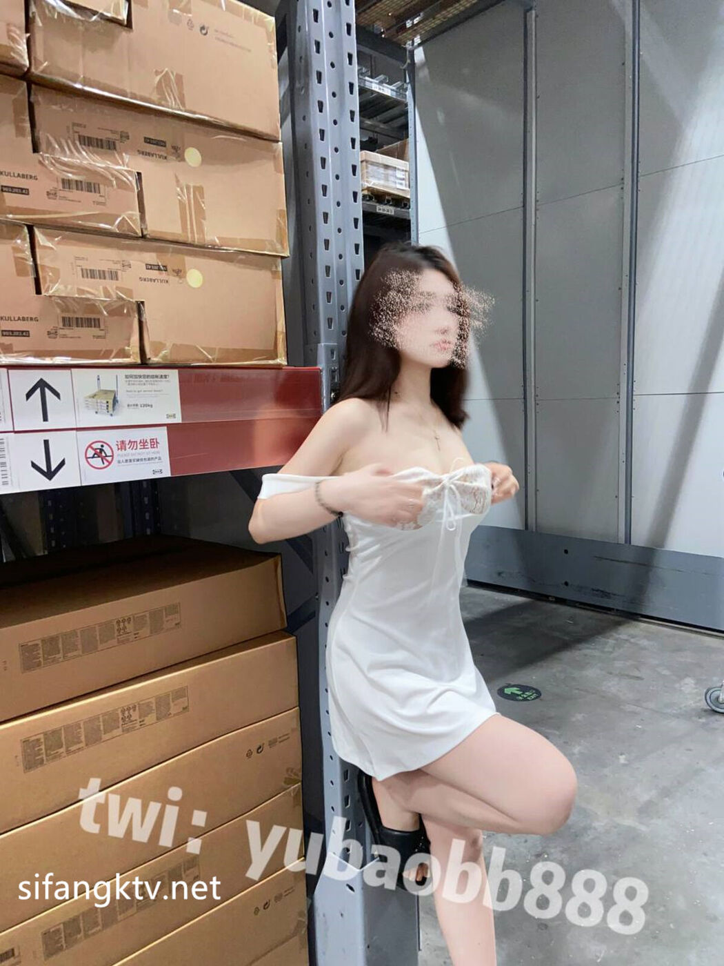 Yu Bao 瑜宝 – 多场景户外露出玩刺激 Part01 (67P – 29V)