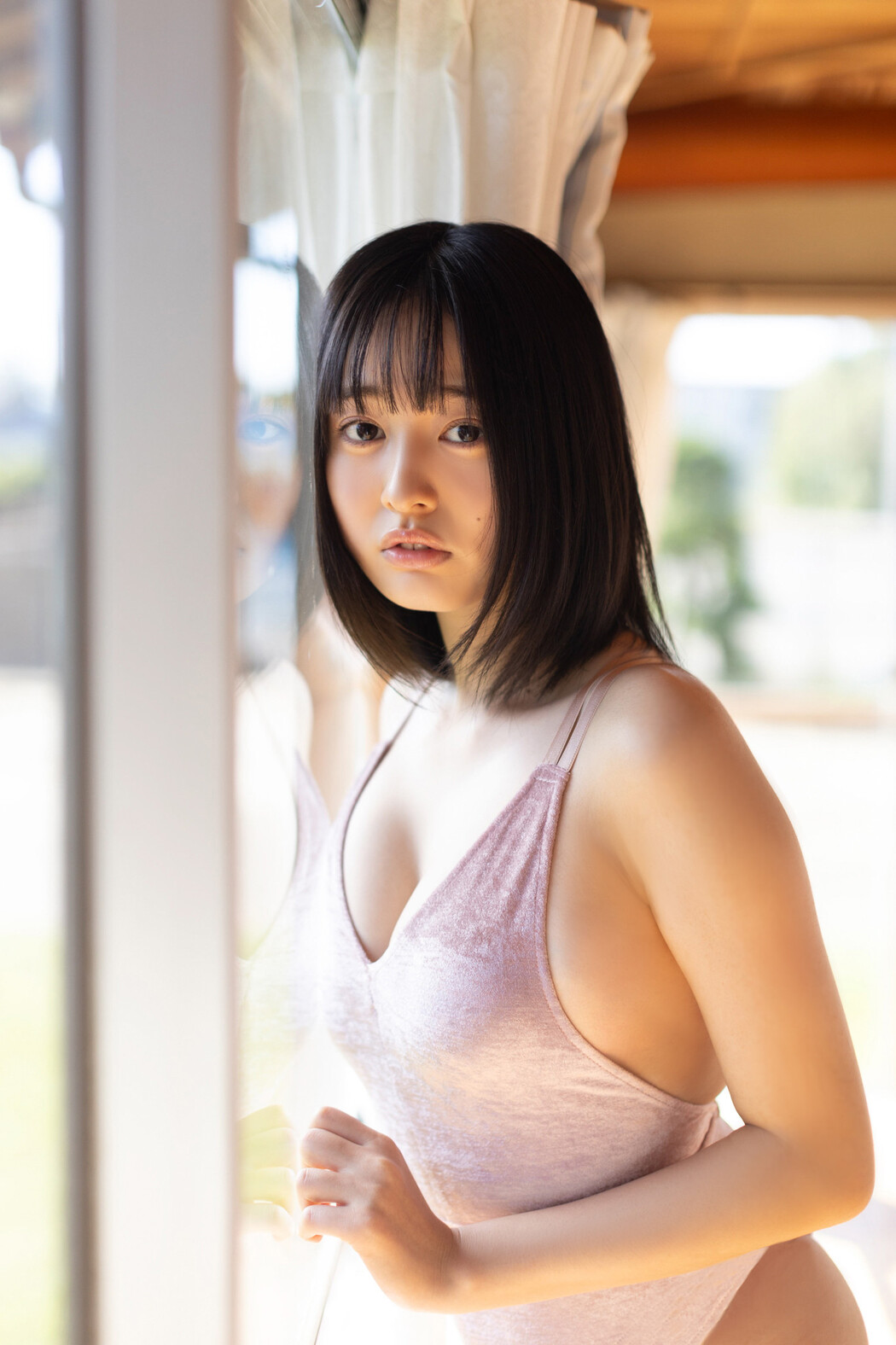Miu Shirahama 白濱美兎, FRIDAYデジタル写真集 「ぎゅってして Vol.1」 Set.03 Cover Photo