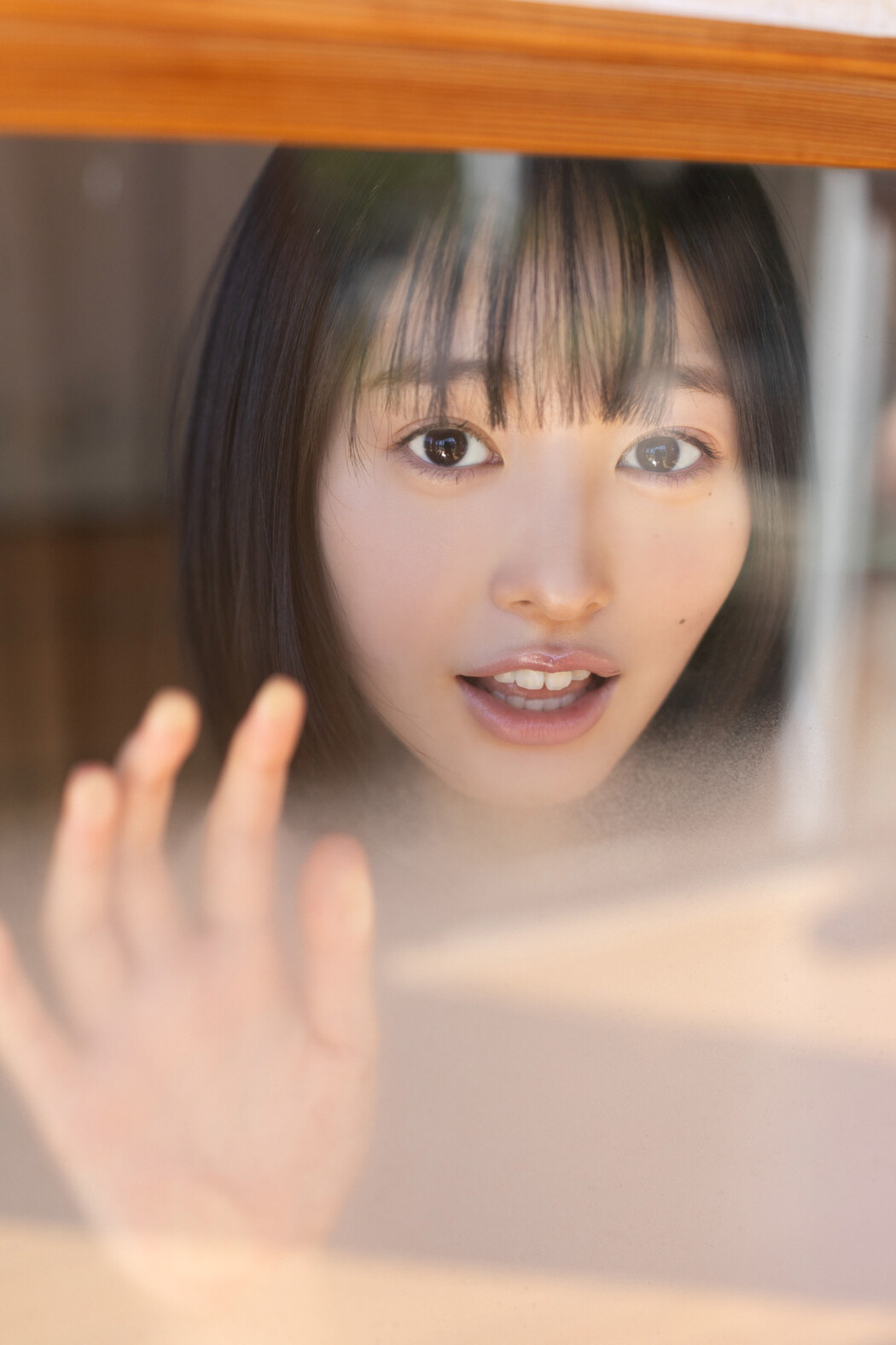 Miu Shirahama 白濱美兎, FRIDAYデジタル写真集 「ぎゅってして Vol.1」 Set.03