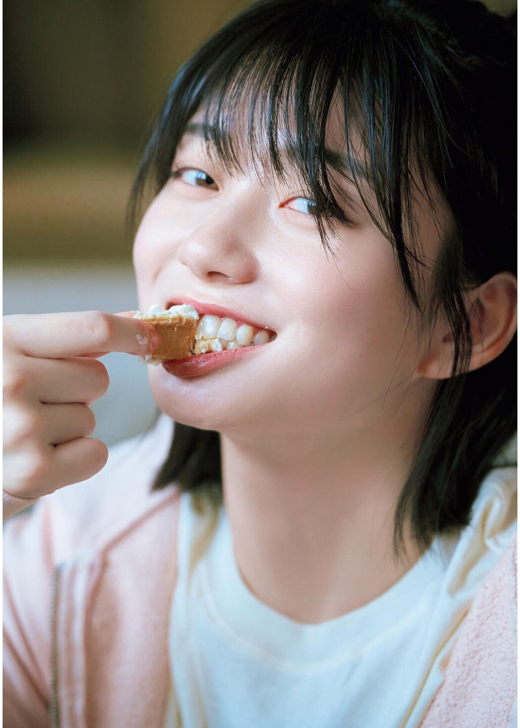 Kanna Seto 瀬戸環奈, 1st写真集 「Emerald」 Set.05 Cover Photo