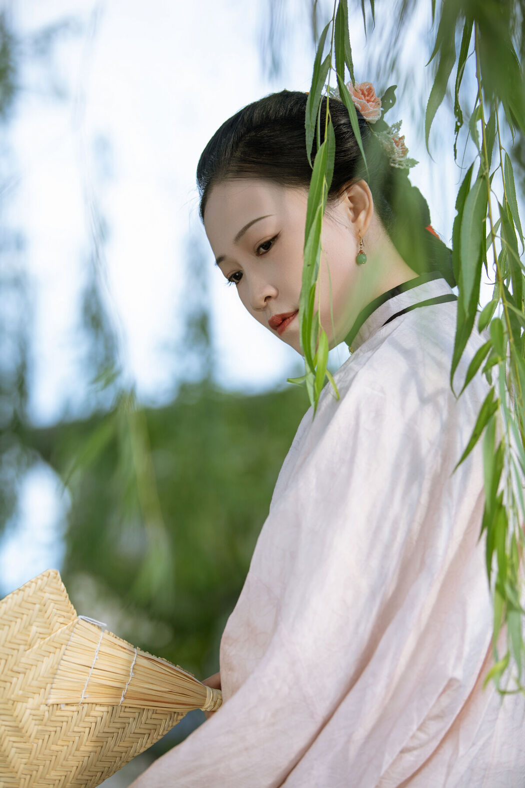 YiTuYu艺图语 Vol.8327 真真 (23P)