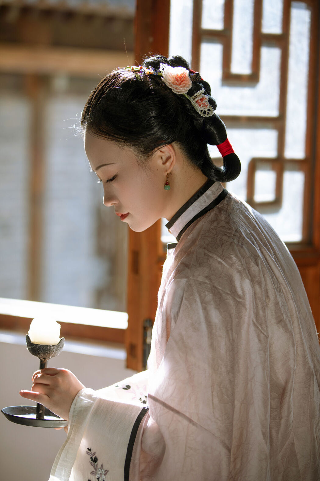 YiTuYu艺图语 Vol.8327 真真 (23P)