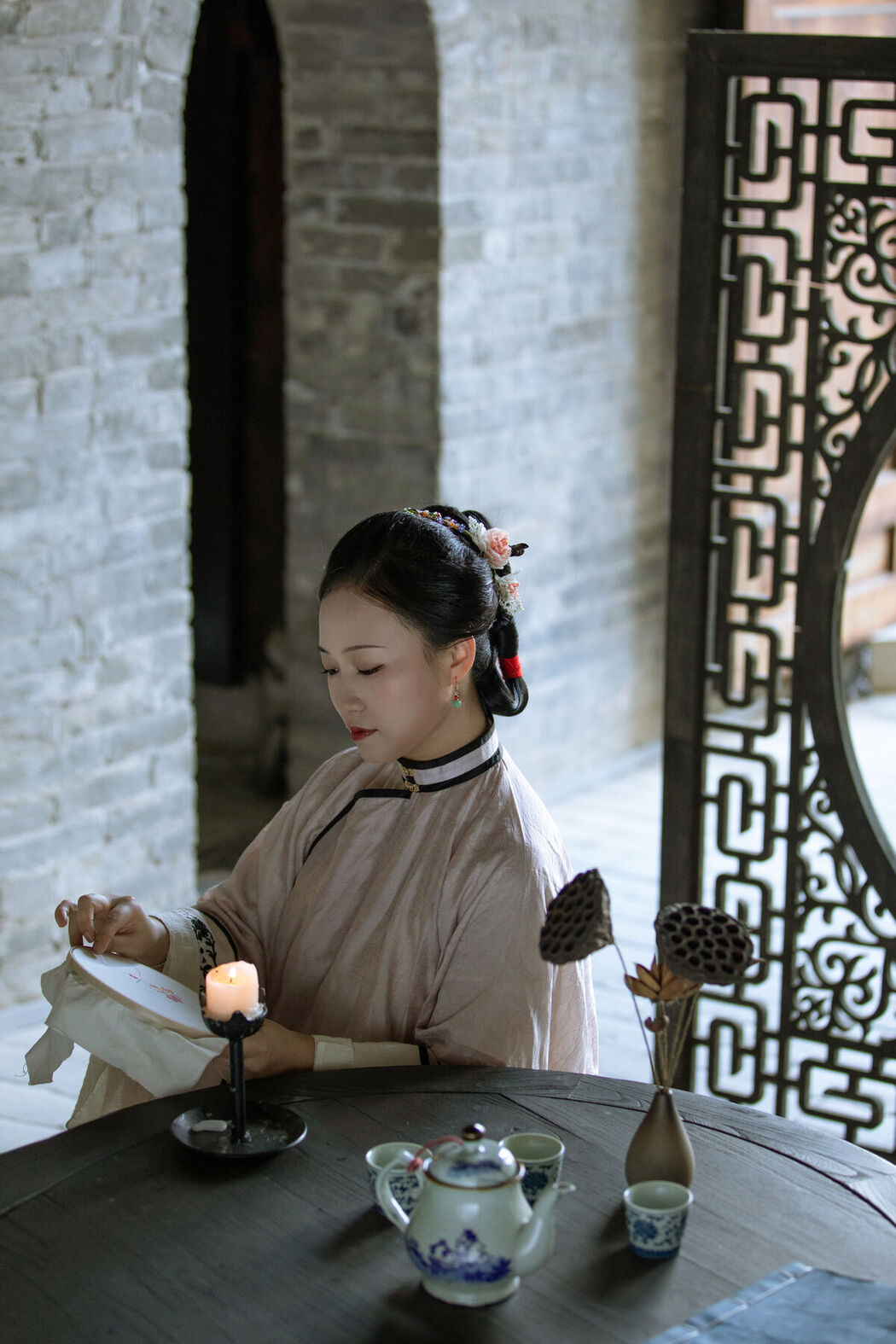 YiTuYu艺图语 Vol.8327 真真 (23P)