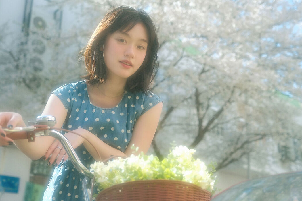 YiTuYu艺图语 Vol.8333 鑫鑫 (23P)