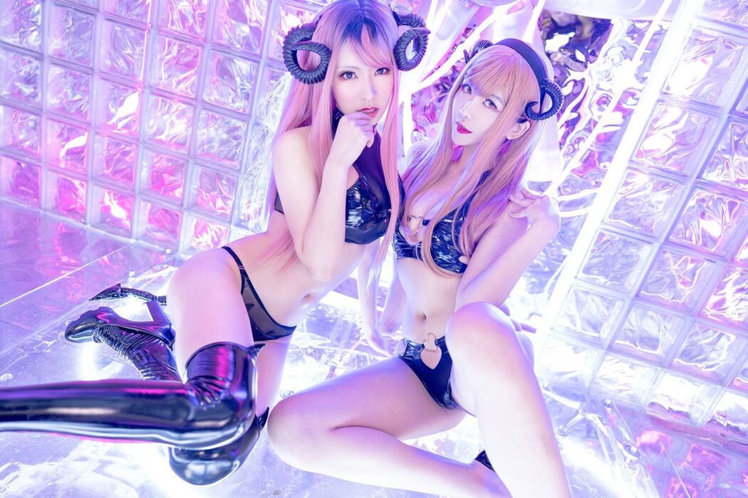Coser@源纱希喵喵喵 And 镜子 – 魅魔双人 (29P)