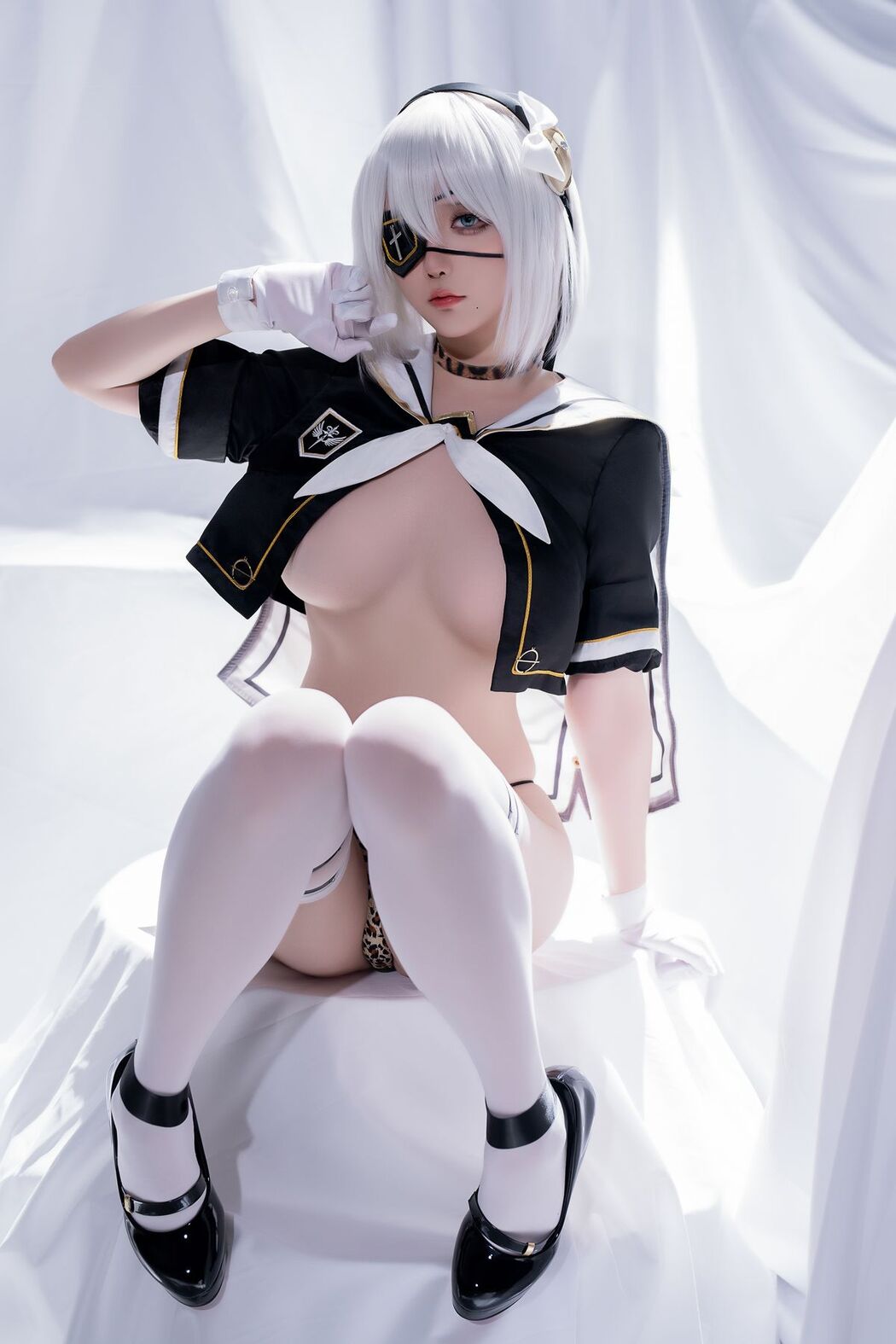 Coser@星之迟迟Hoshilily – 尼尔同人 2B学生服 (30P)