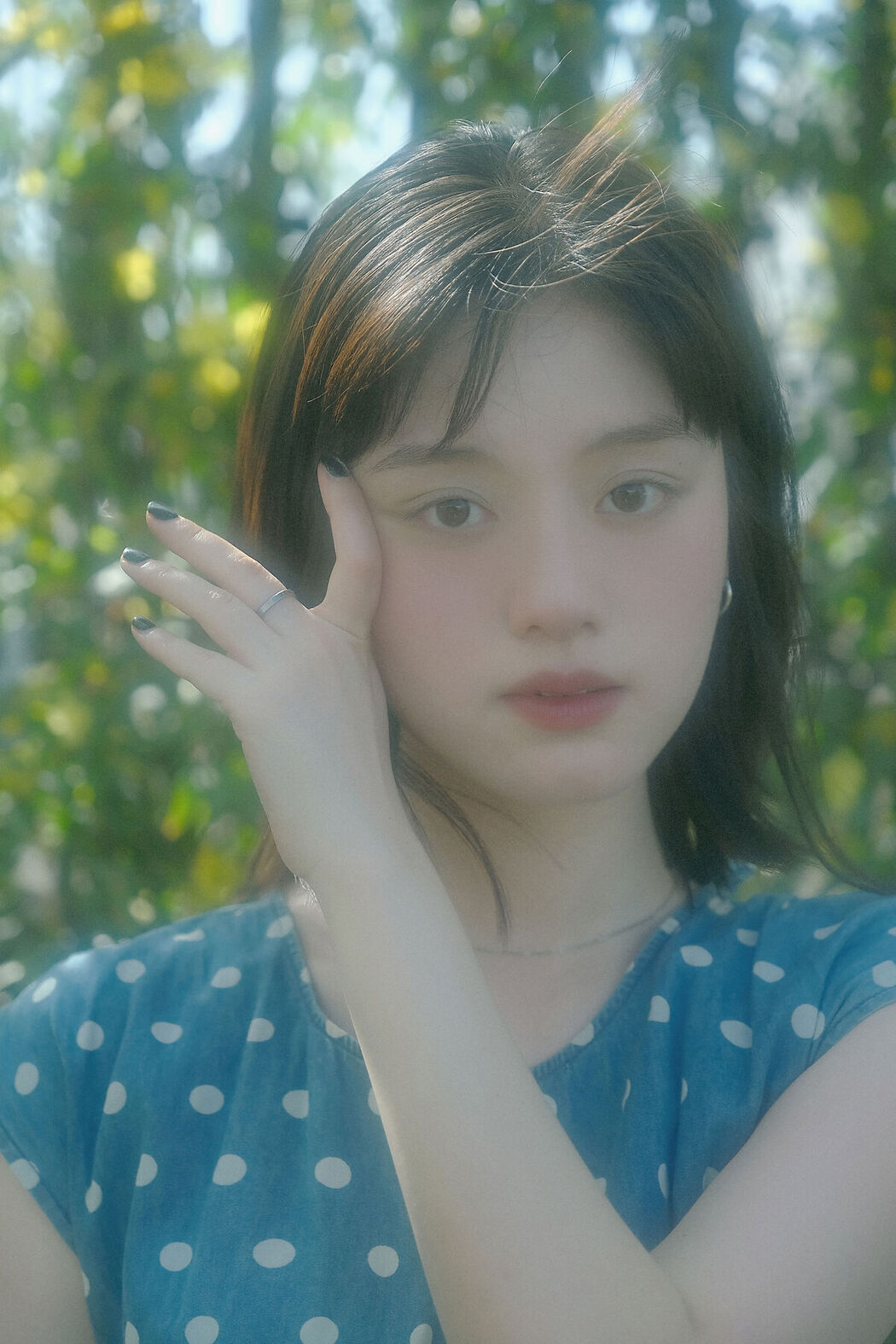 YiTuYu艺图语 Vol.8333 鑫鑫 (23P)