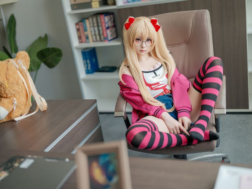 Coser@幼水铃衣 – 鬼父 秋月爱莉 (83P)