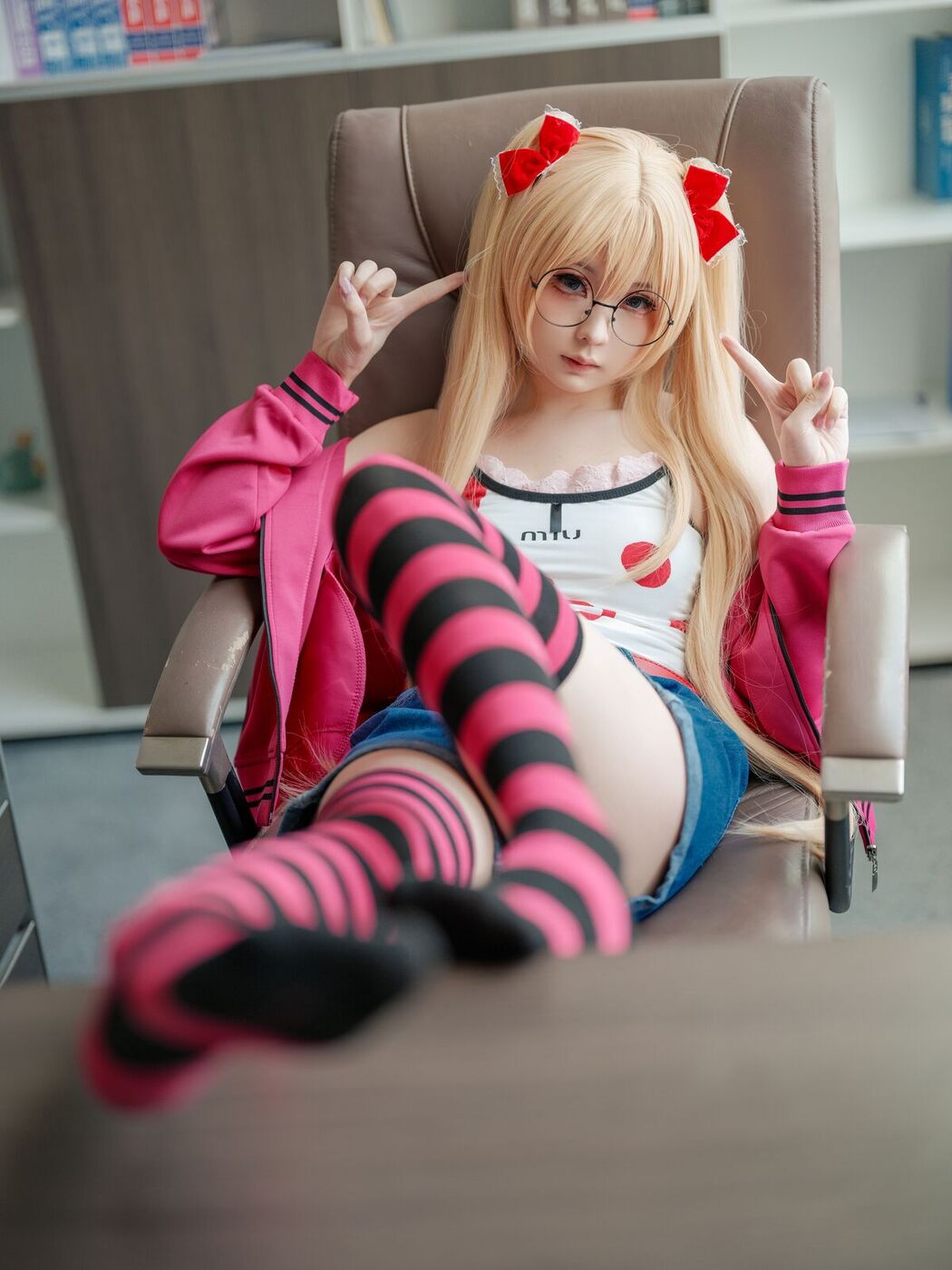 Coser@幼水铃衣 – 鬼父 秋月爱莉 (83P)