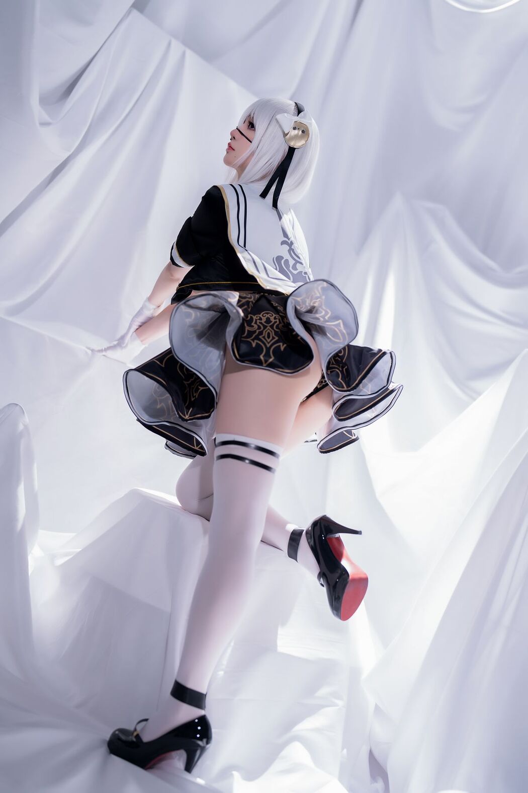 Coser@星之迟迟Hoshilily – 尼尔同人 2B学生服 (30P)