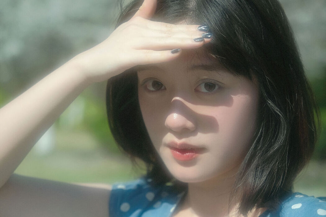 YiTuYu艺图语 Vol.8333 鑫鑫 (23P)