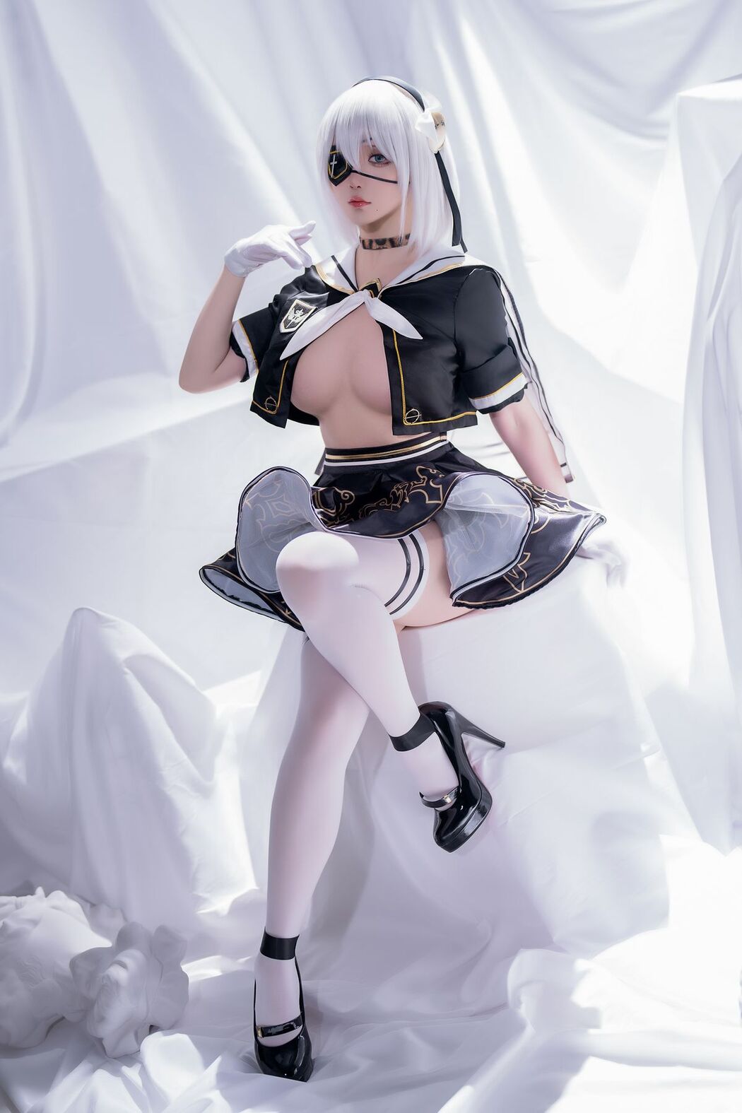 Coser@星之迟迟Hoshilily – 尼尔同人 2B学生服 (30P)