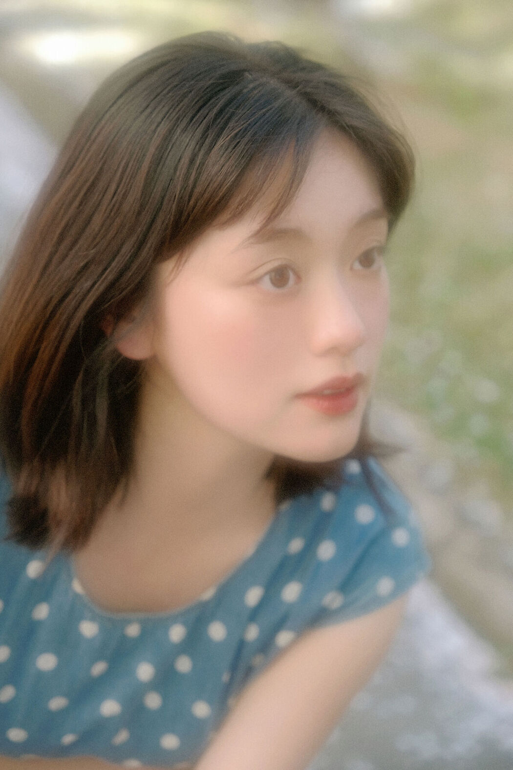 YiTuYu艺图语 Vol.8333 鑫鑫 (23P)