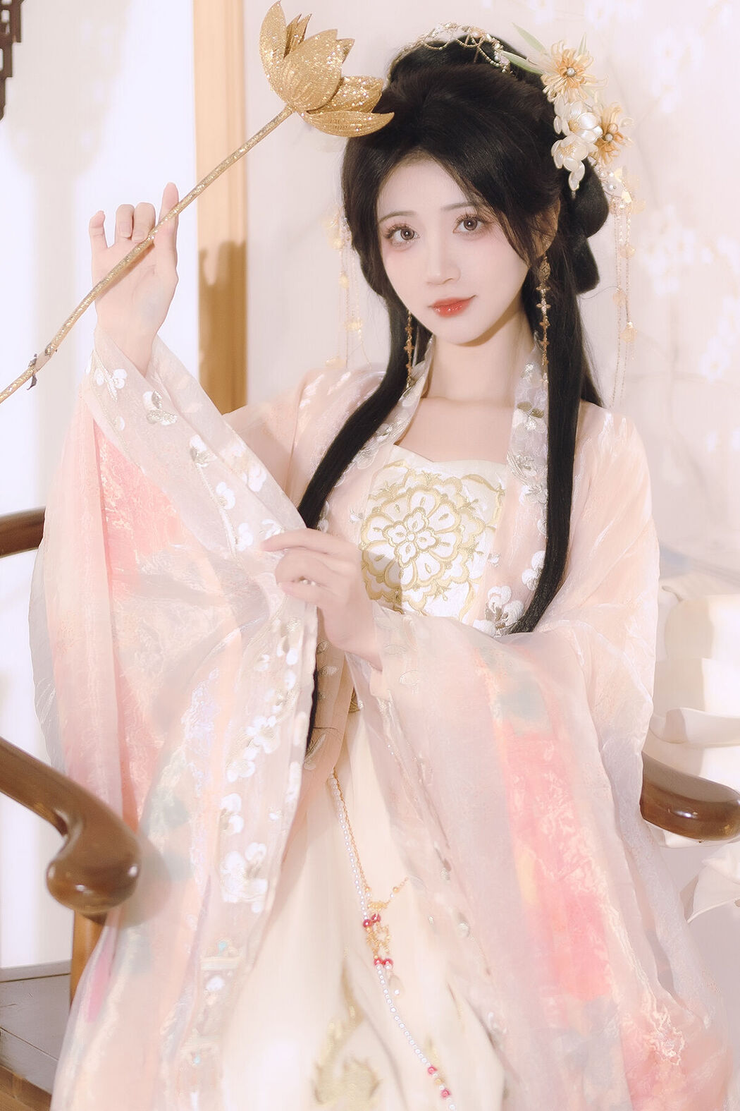 YiTuYu艺图语 Vol.8343 绮罗生的小苏苏 (27P) Cover Photo