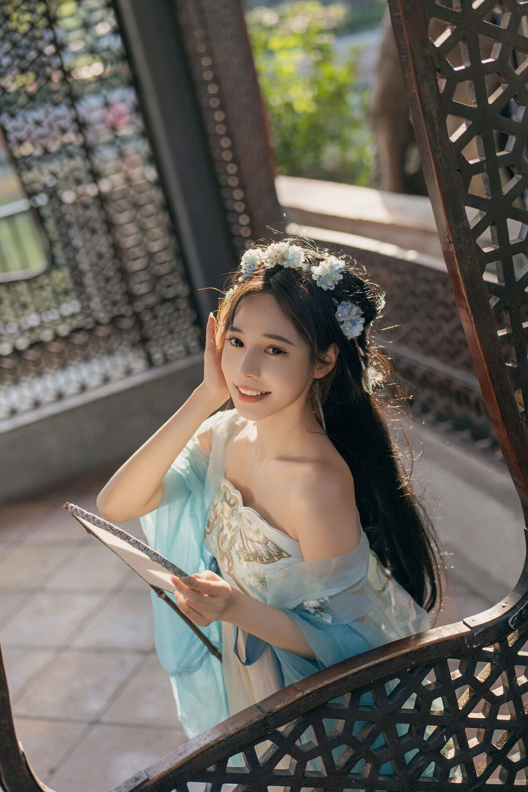 YiTuYu艺图语 Vol.8341 蛋蛋 (22P)