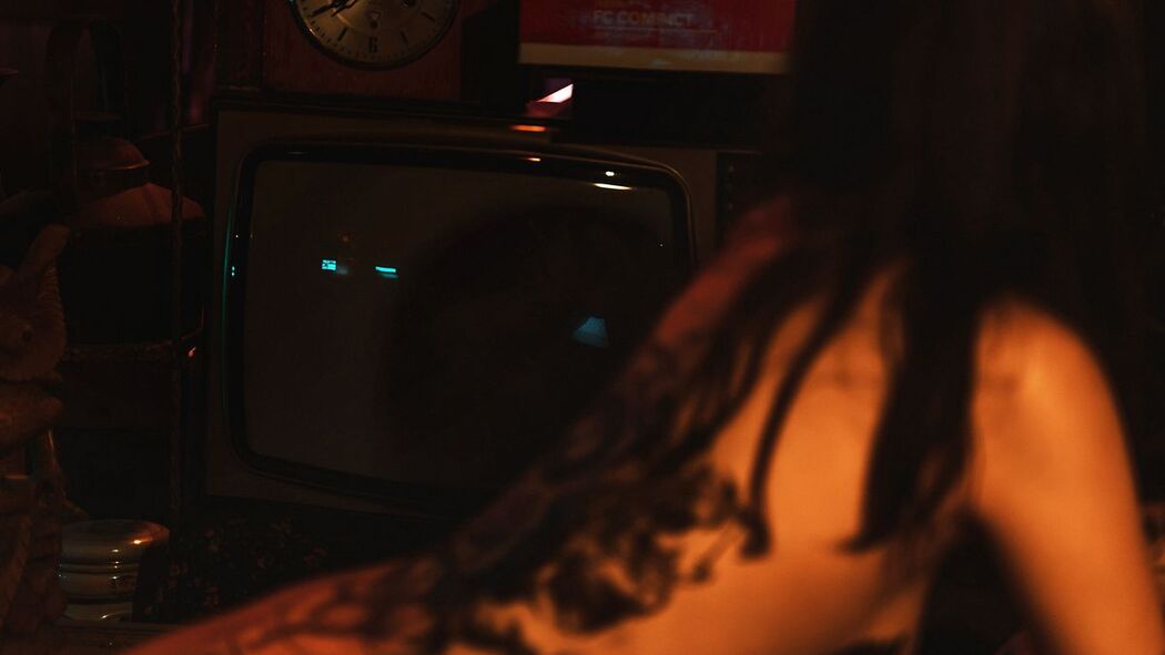 Coser@草莓味奈奈兔 – 古玩店玩偶 (47P – 1V)