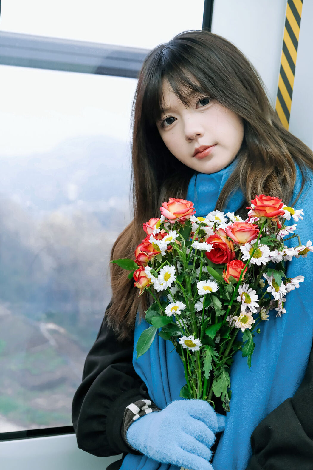 YiTuYu艺图语 Vol.8349 欣欣 (23P)