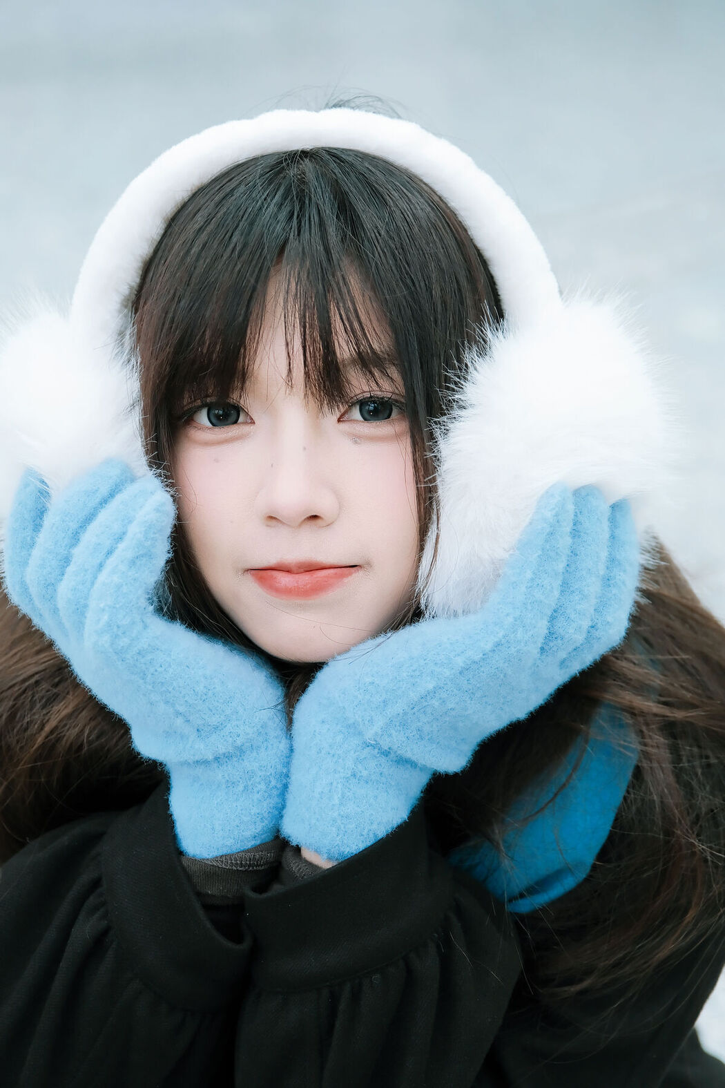 YiTuYu艺图语 Vol.8349 欣欣 (23P)