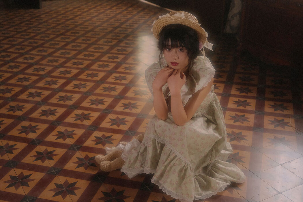 YiTuYu艺图语 Vol.8347 祝勺子 (23P)