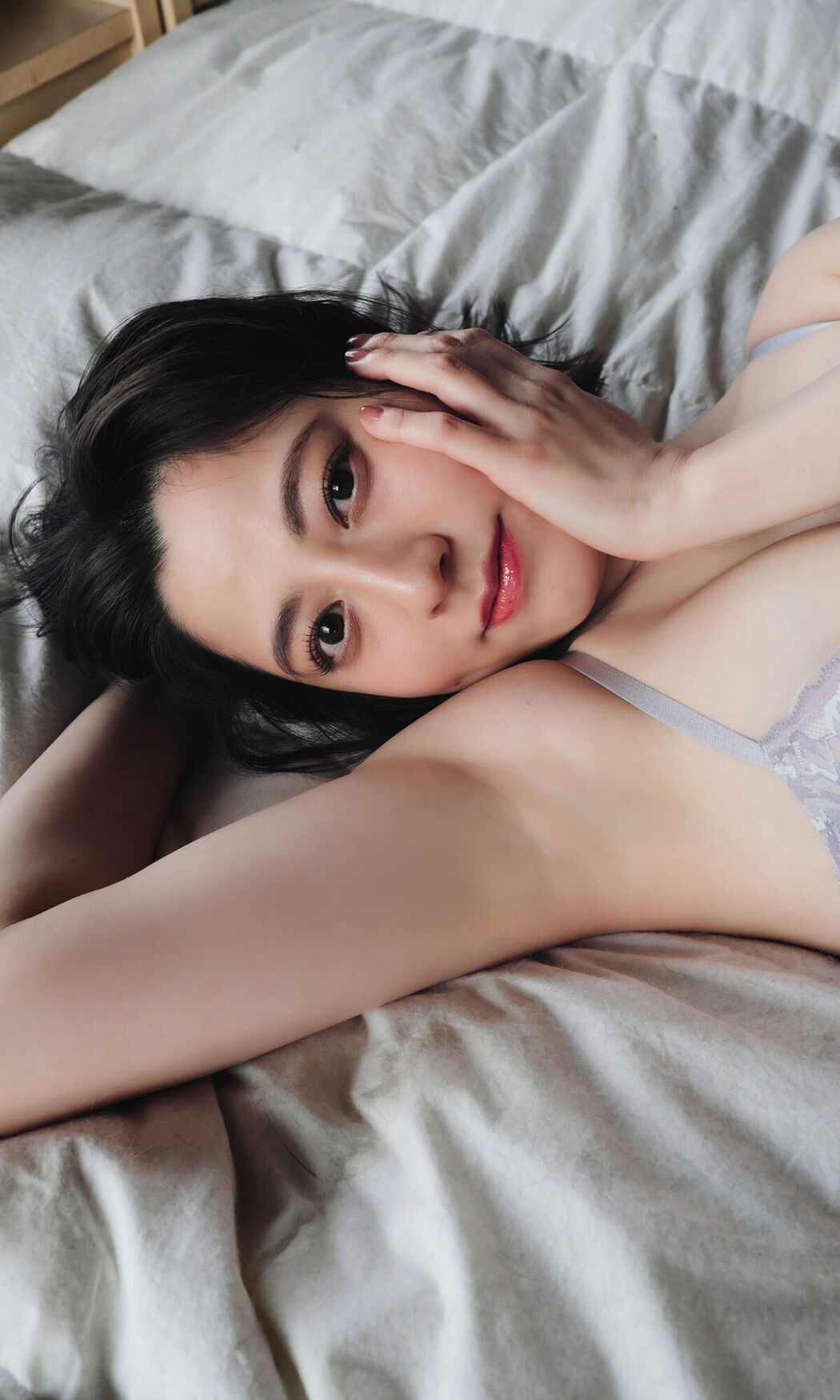 JP Yumi Sugimoto 杉本有美 &#8211; 美魔女 (77P &#8211; 1V)