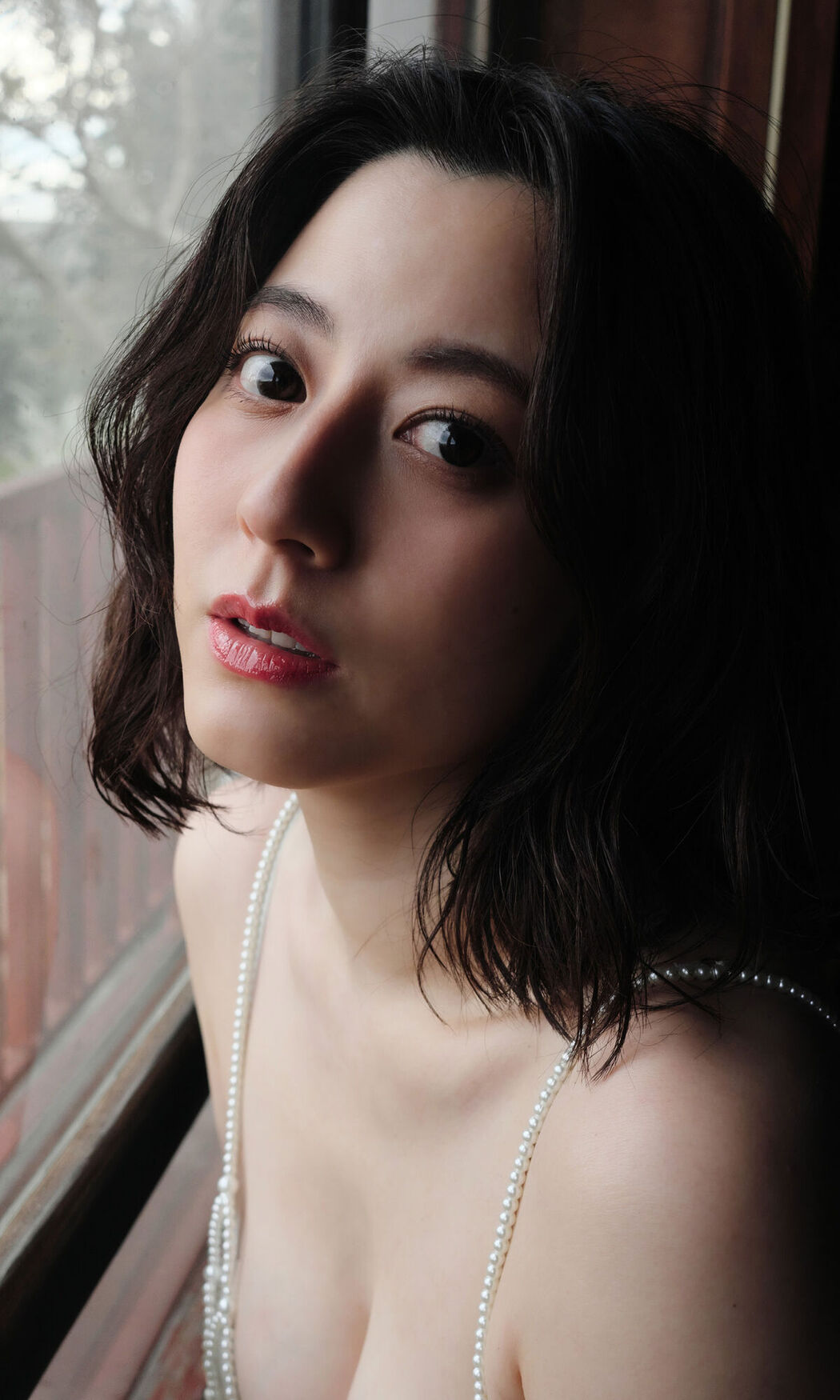 JP Yumi Sugimoto 杉本有美 &#8211; 美魔女 (77P &#8211; 1V)