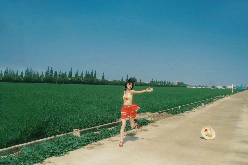 YiTuYu艺图语 Vol.8346 乌堆少女 (19P)