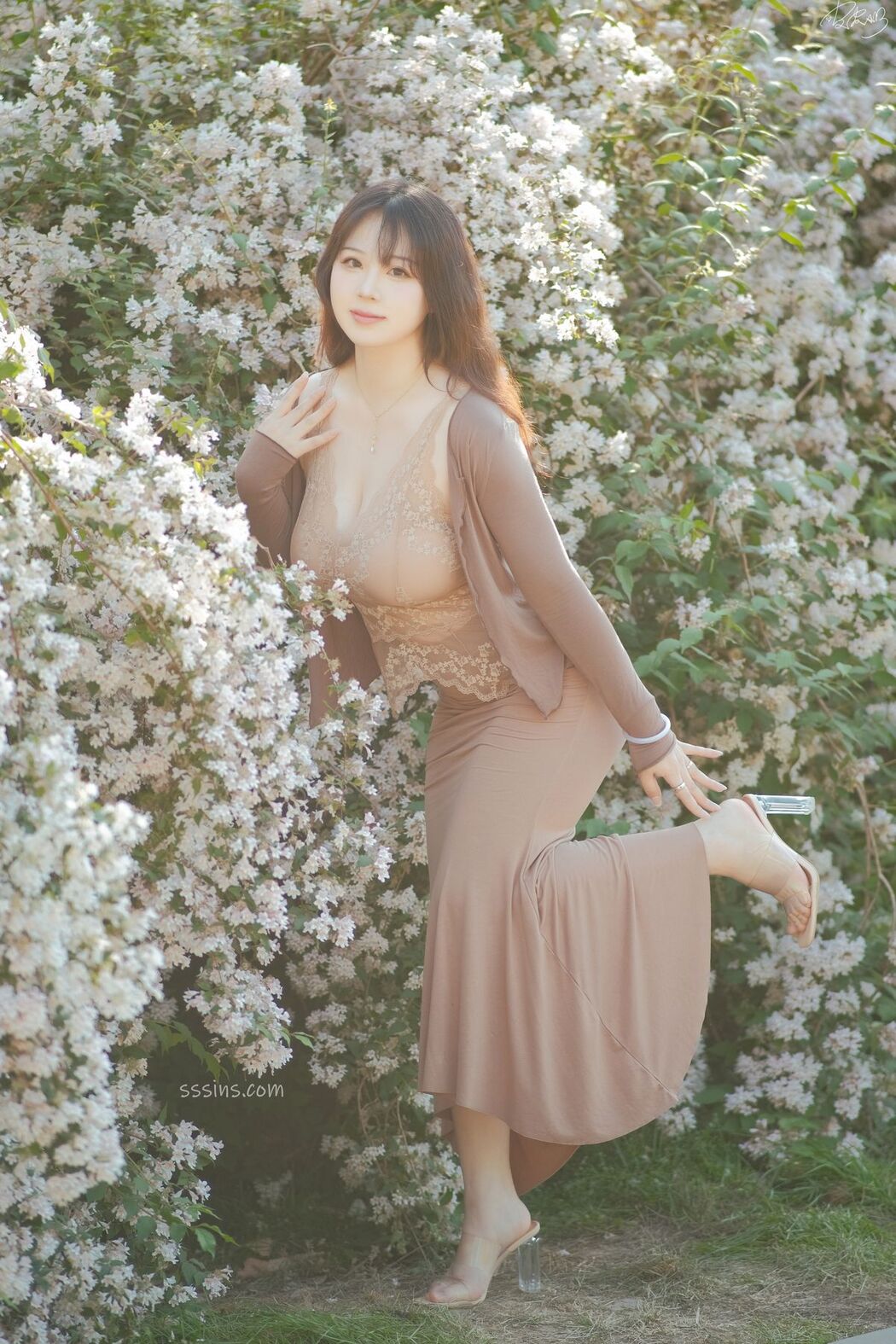 Coser@皮皮奶可可爱了啦 &#8211; 猥实人妻 (55P)