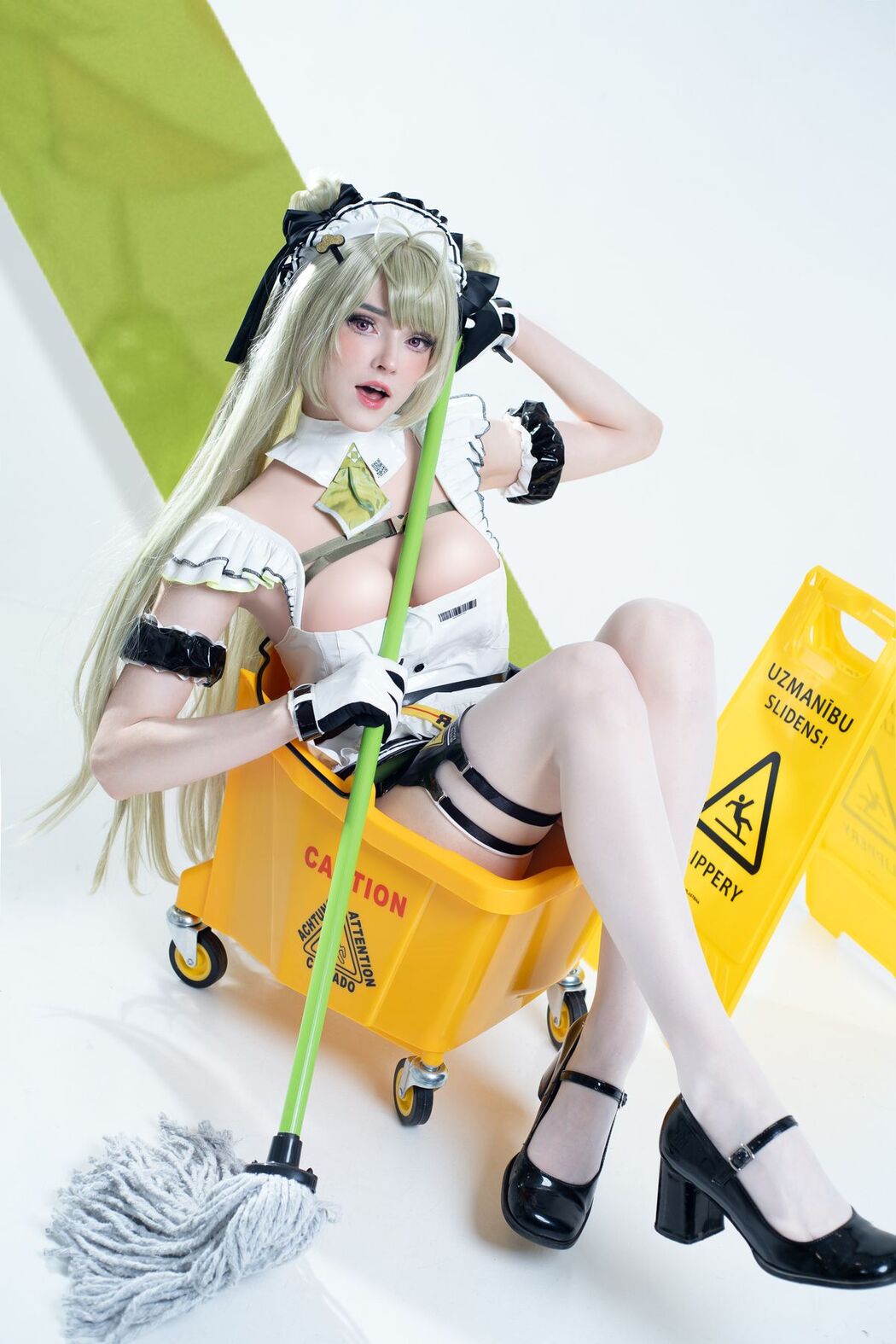 Coser@CandyBall – Soft Easter (39P)