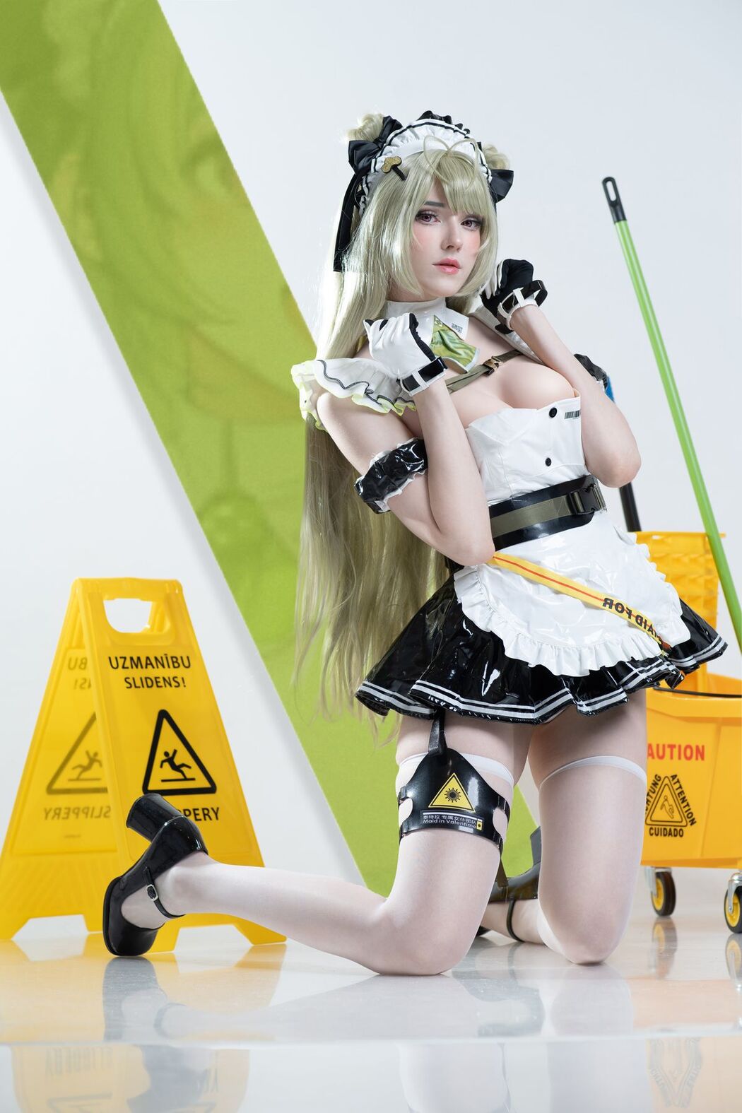 Coser@CandyBall – Soft Easter (39P)