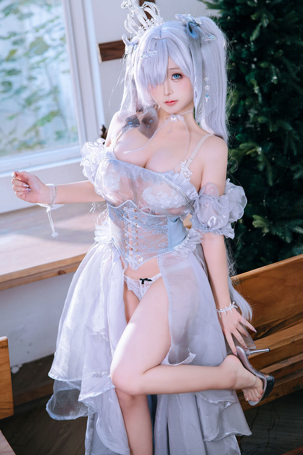 Coser@日奈娇 – 胜利女神 妮姬 灰姑娘 (43P) Cover Photo