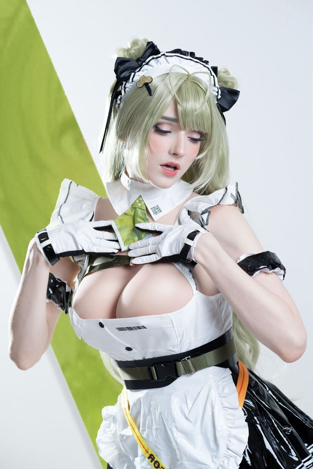 Coser@CandyBall – Soft Easter (39P)