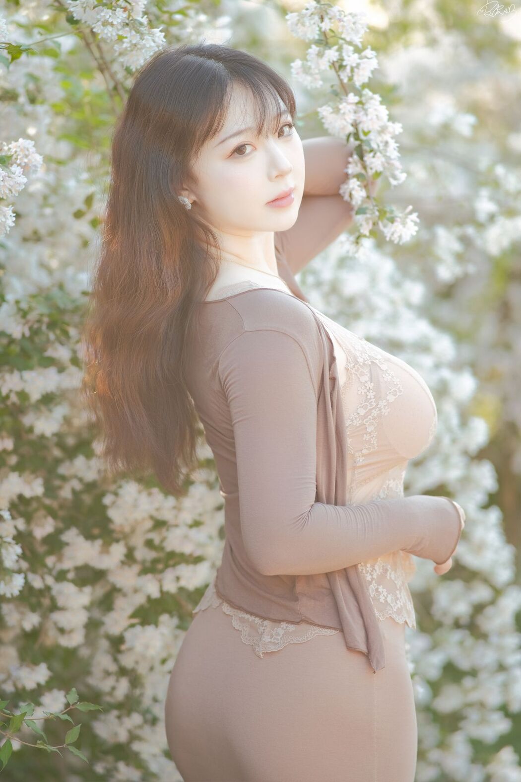 Coser@皮皮奶可可爱了啦 &#8211; 猥实人妻 (55P)