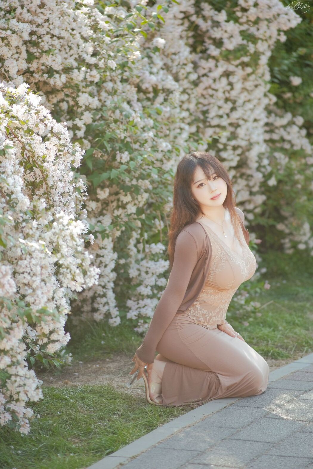 Coser@皮皮奶可可爱了啦 &#8211; 猥实人妻 (55P)