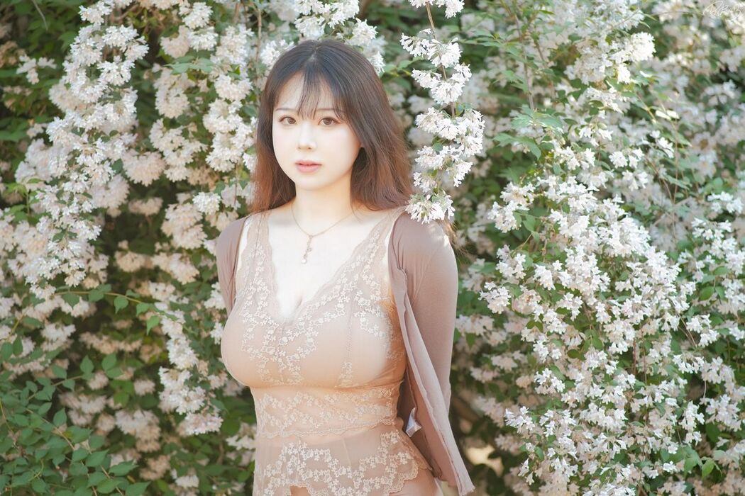 Coser@皮皮奶可可爱了啦 &#8211; 猥实人妻 (55P)