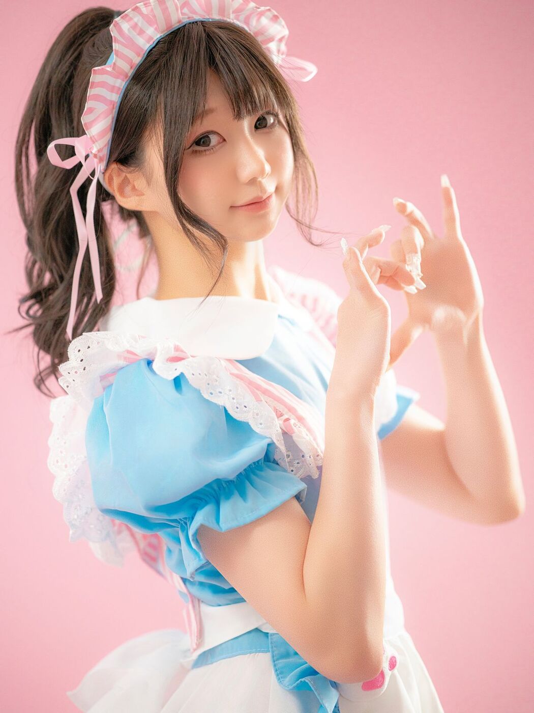 Coser@NAGISA魔物喵 &#8211; メイド喫茶 (91P)