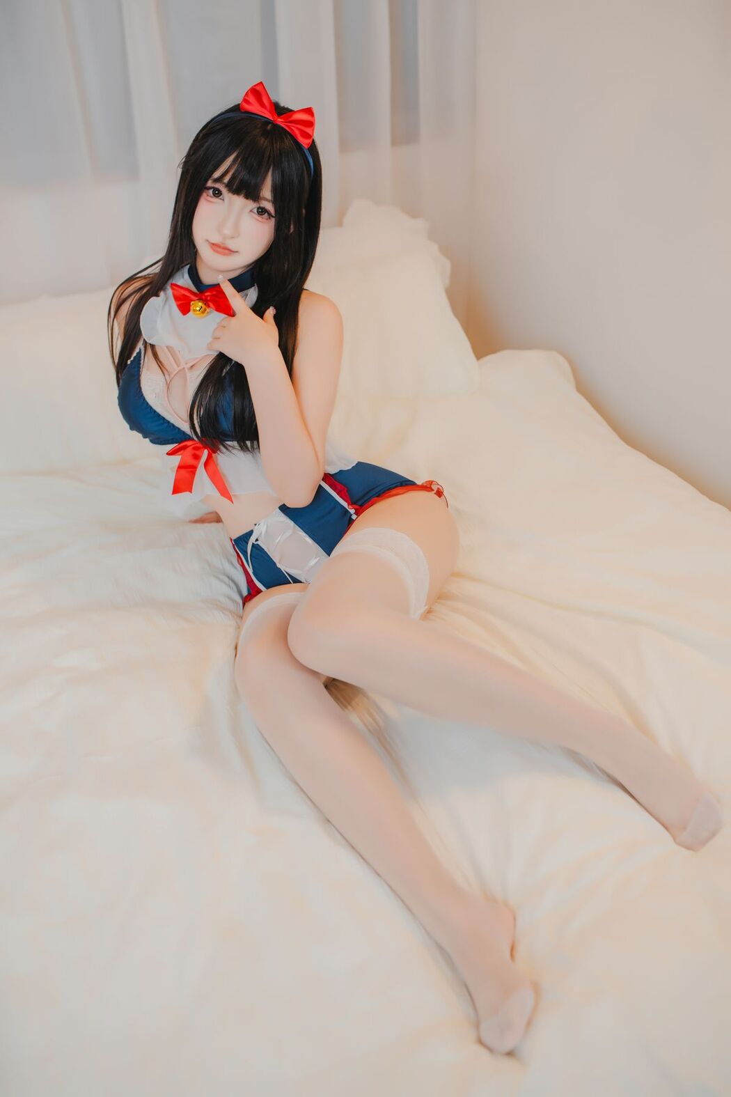 Coser@神楽坂真冬 – 白丝猫娘 (76P – 2V)