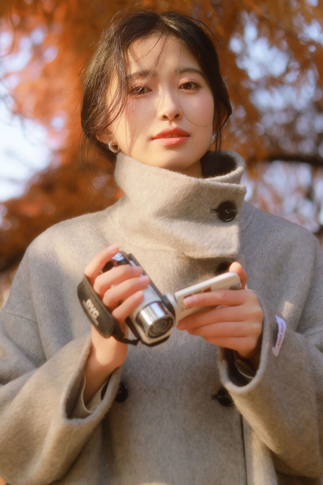 YiTuYu艺图语 Vol.8360 小草草呀 (27P) Cover Photo
