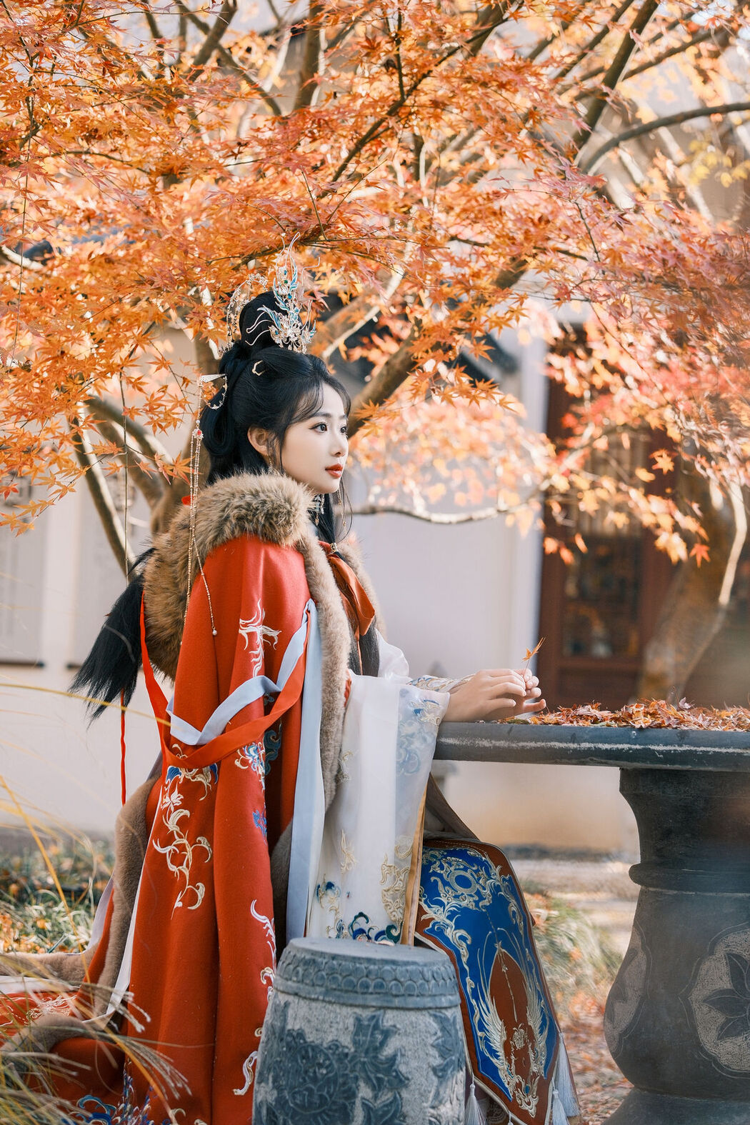 YiTuYu艺图语 Vol.8364 雯雯 (24P)