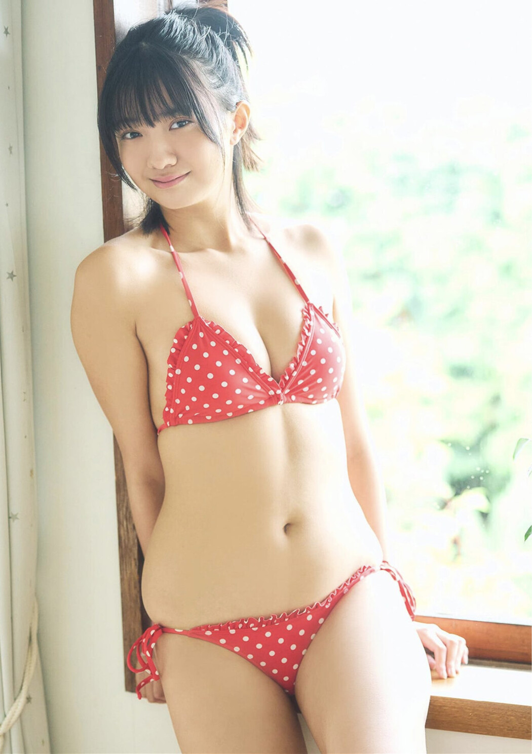 Yuki Ishii 石井優希, Hikaru Nishimoto 西本ヒカル, Sora Arakawa 新川空, Sabra No.004 2025年夏 2025.07.01