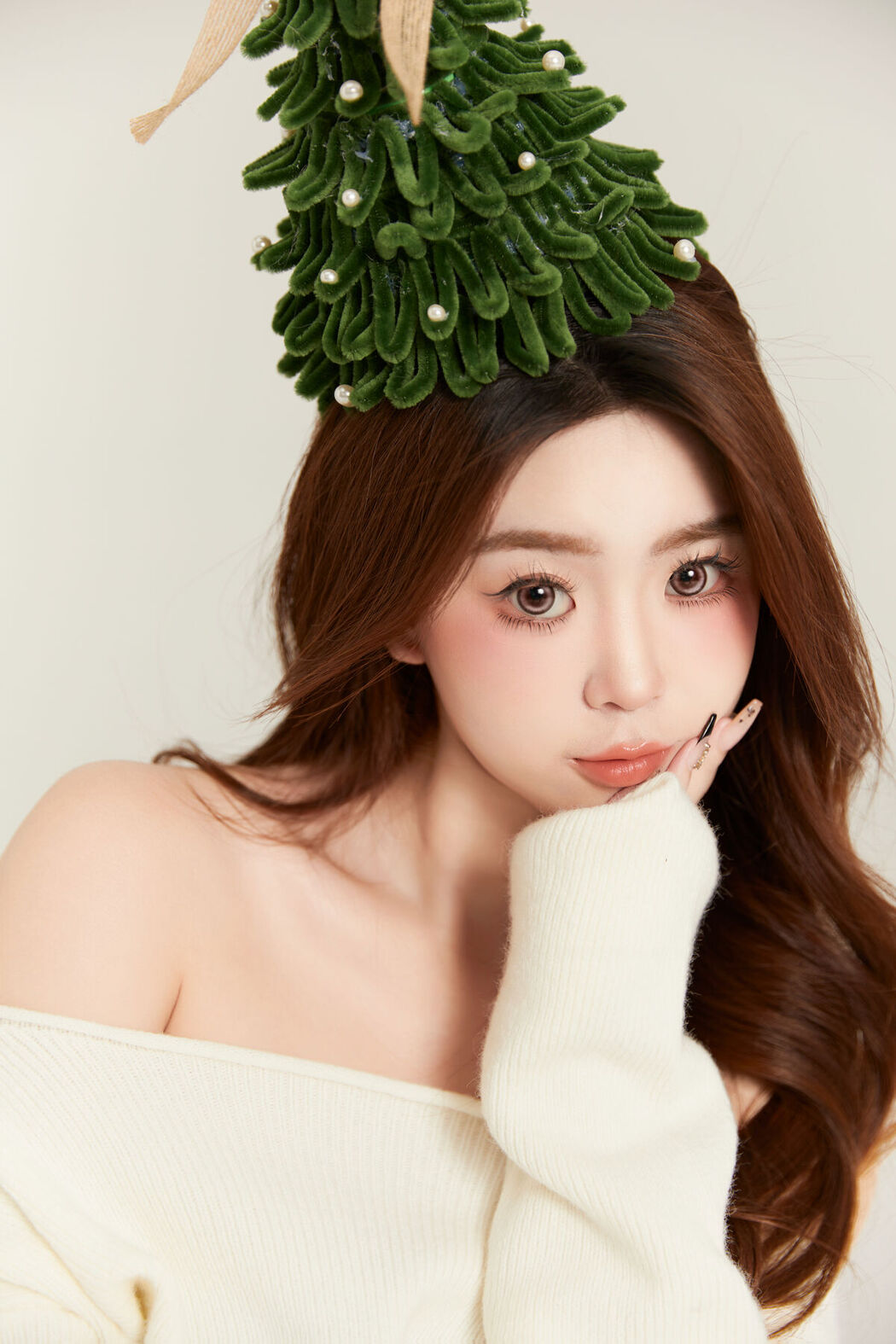 YiTuYu艺图语 Vol.8353 CARLEE是77呀 (23P)