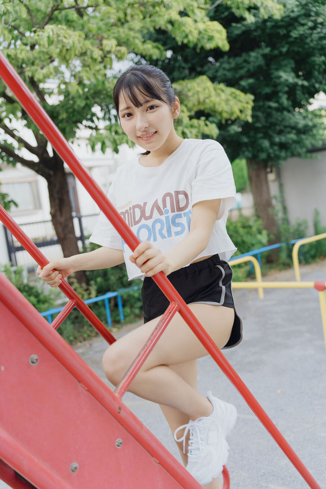 JP TOOMI 十味 – もっと甘いものを (48P)