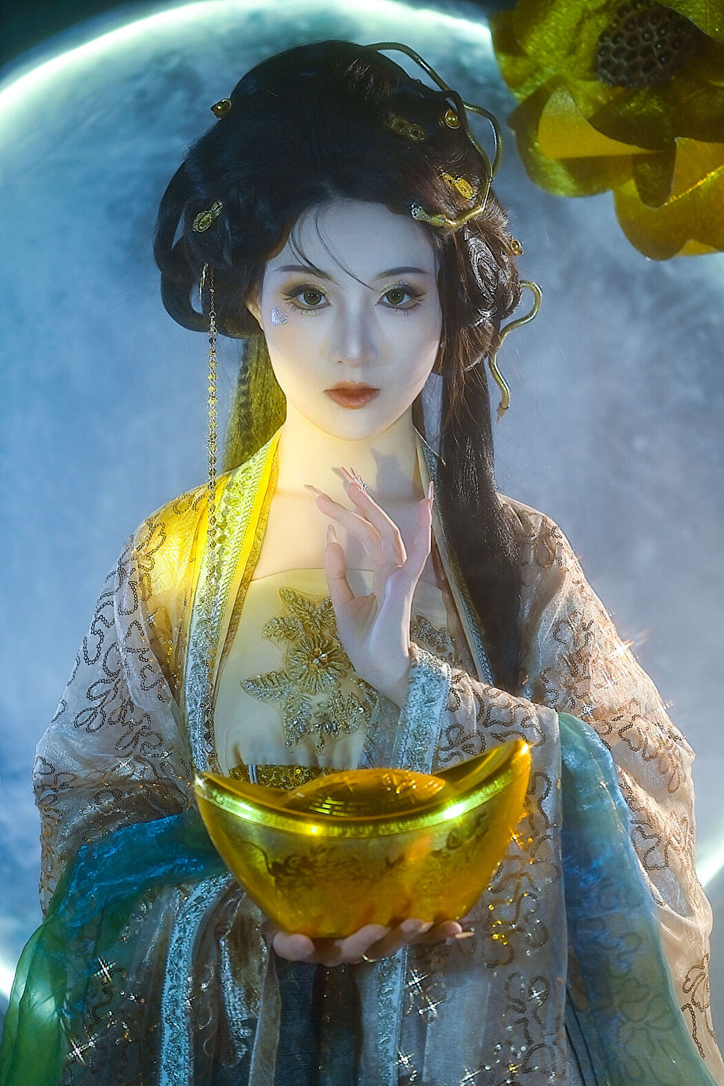 YiTuYu艺图语 Vol.8361 你的三三 (22P)