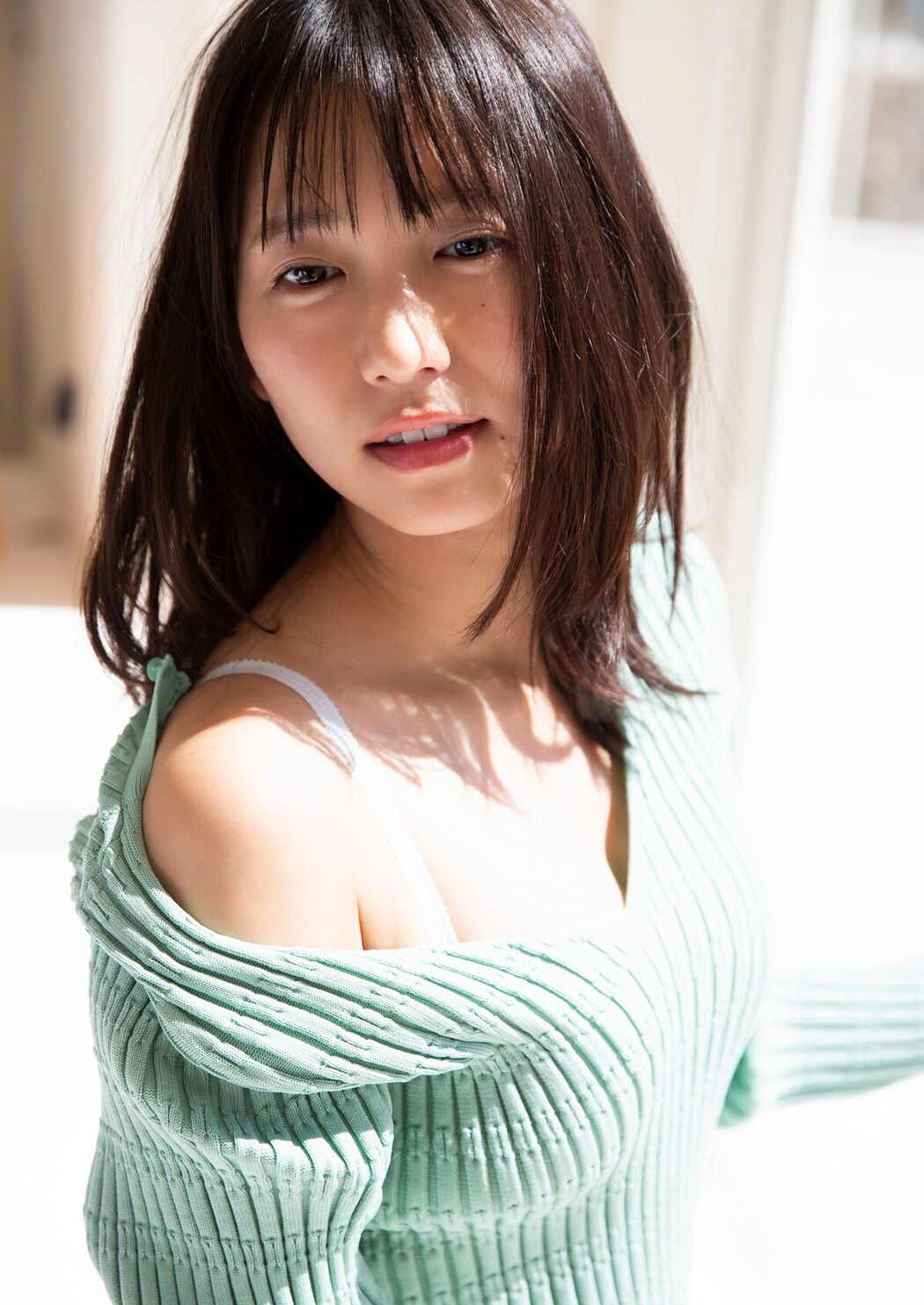 JP Shida Nene 志田音々 &#8211; デジタル限定 YJ PHOTO BOOK 志田音々写真集 ねねとまるまる。 (54P)