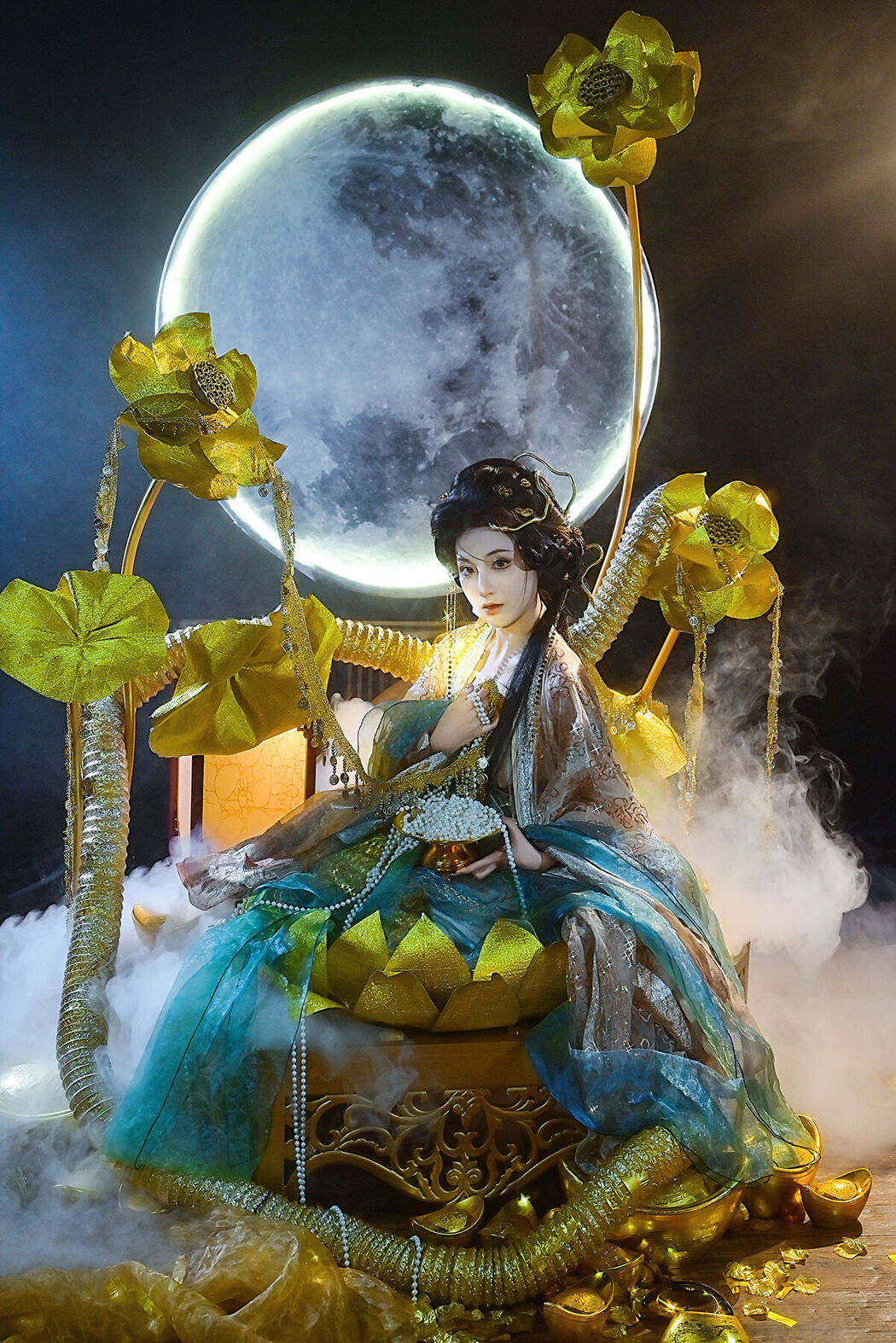YiTuYu艺图语 Vol.8361 你的三三 (22P)