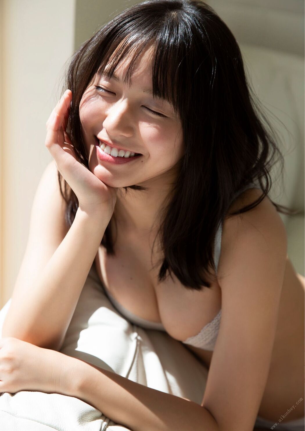 JP Shida Nene 志田音々 – デジタル限定 YJ PHOTO BOOK 志田音々写真集 ねねとまるまる。 (54P)
