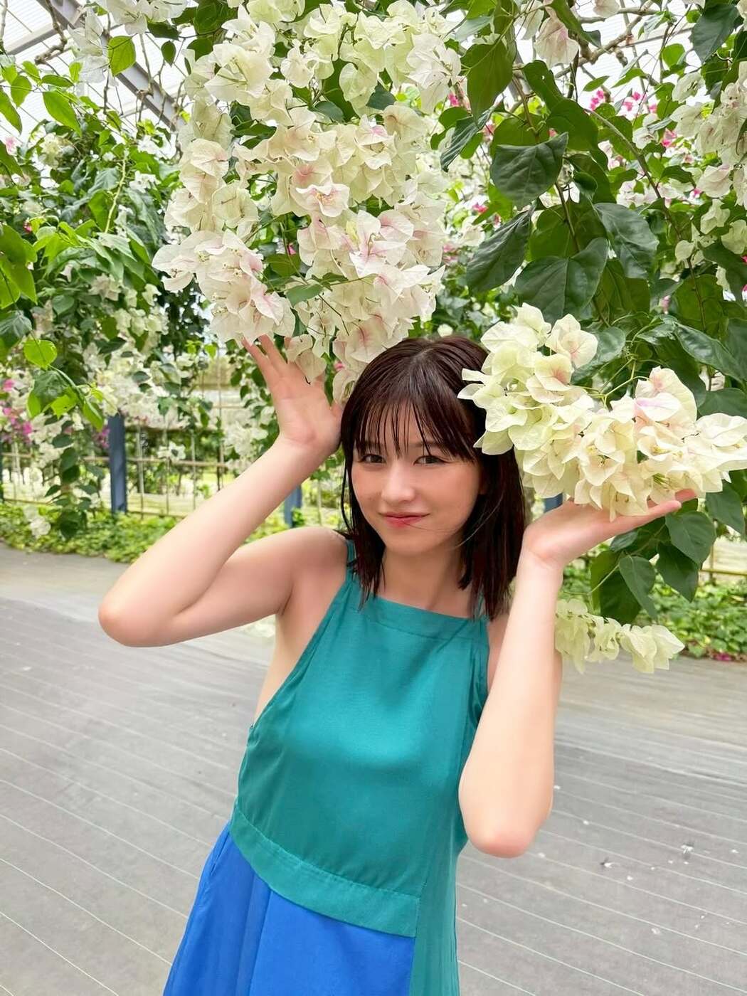 Yuzuha Saeki 冴木柚葉, Young Jump 2025 No.39 (ヤングジャンプ 2025年39号)