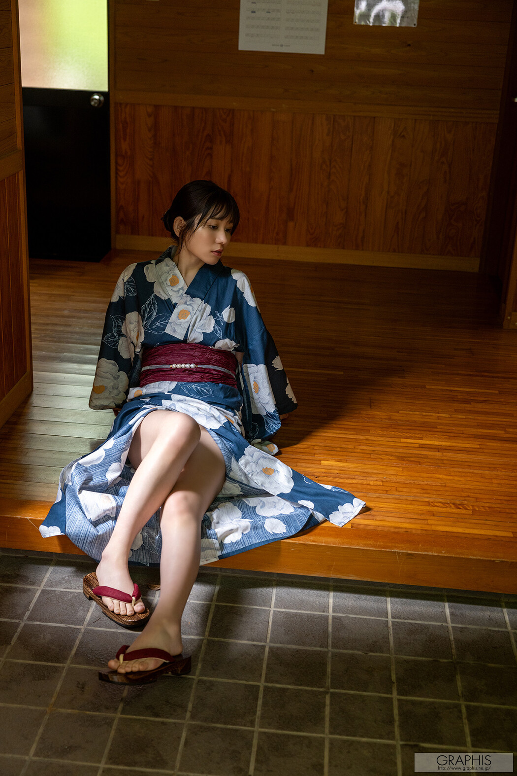 Mei Itsukaichi 五日市芽依, Graphis Special Gravure 「Vacation」 Vol.02