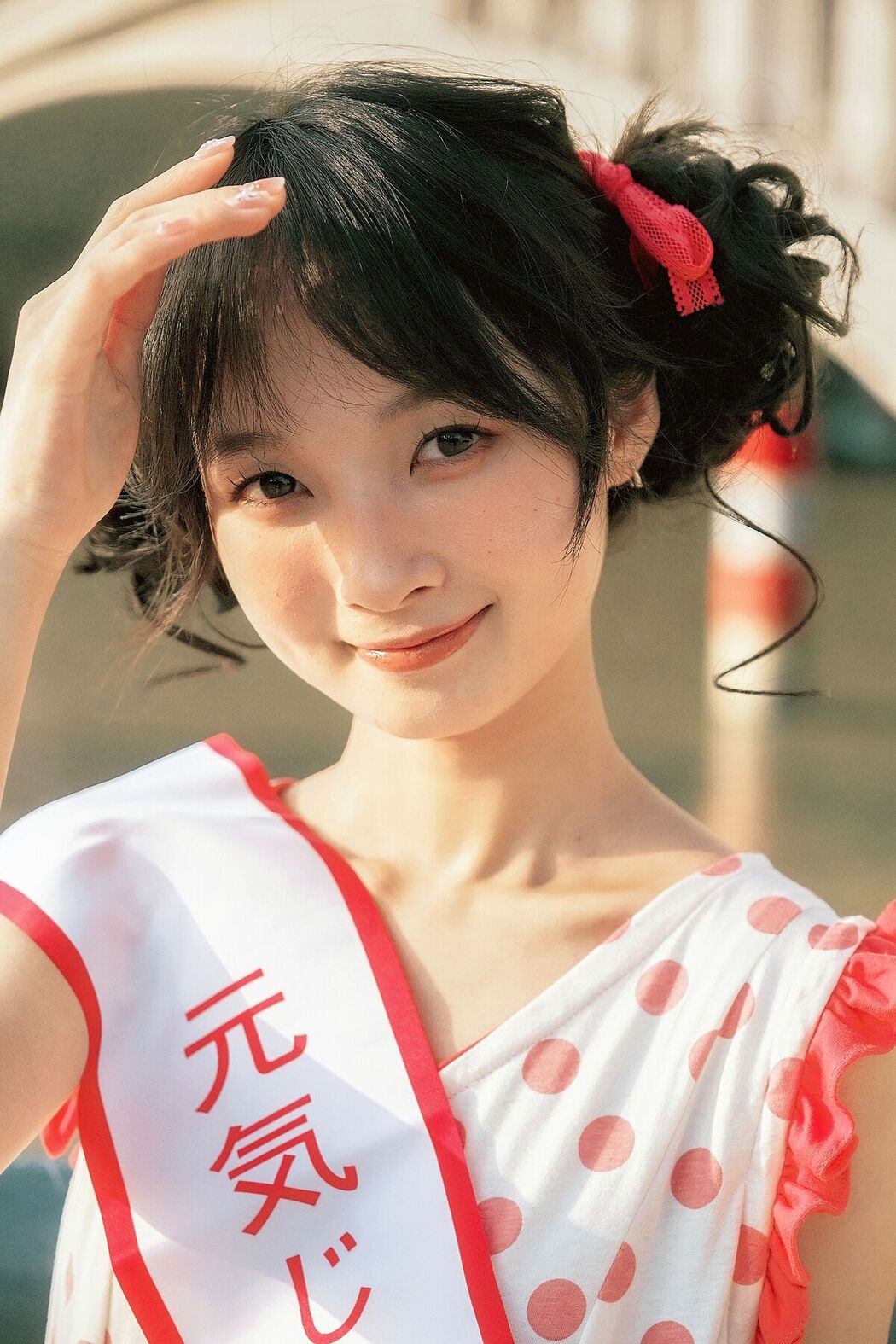 YiTuYu艺图语 Vol.8369 乌堆少女 (28P)