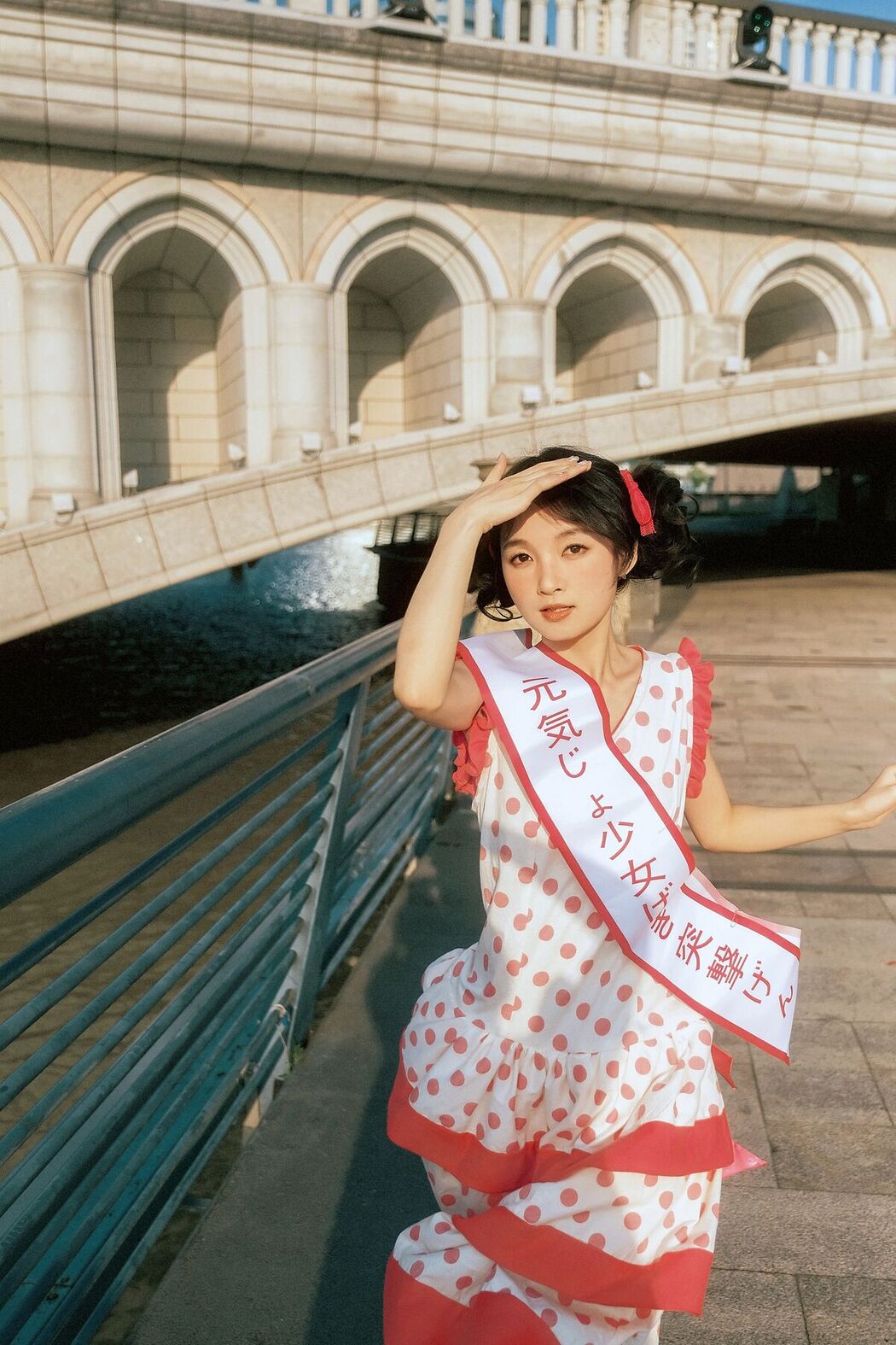 YiTuYu艺图语 Vol.8369 乌堆少女 (28P)